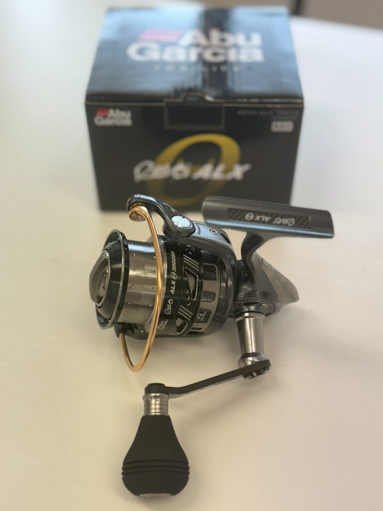 🎣【買取実績】アブガルシア レボ ALX シータ 3000SH